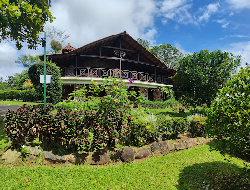 La Qhia Eco Retreat