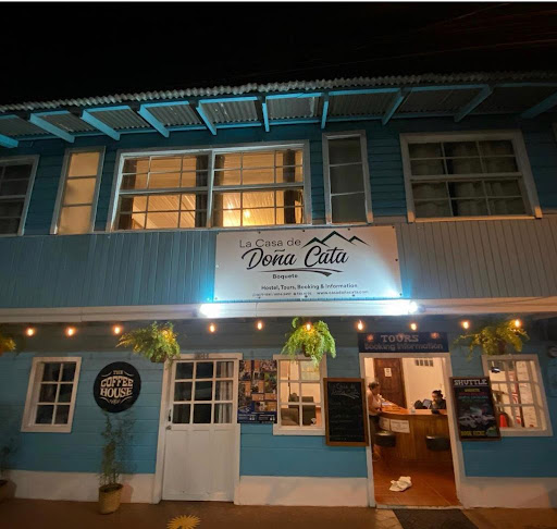 La Casa de Doña Cata Hostel