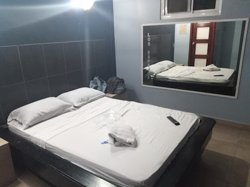 Motel Los Espejos